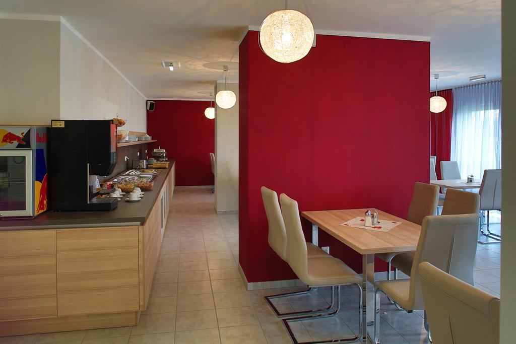 Best Sleep Hotel Spielberg Bei Knittelfeld Exterior photo